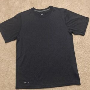 Men’s Nike Shirt